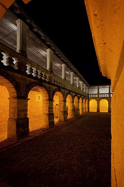 Cloître de Chalais
